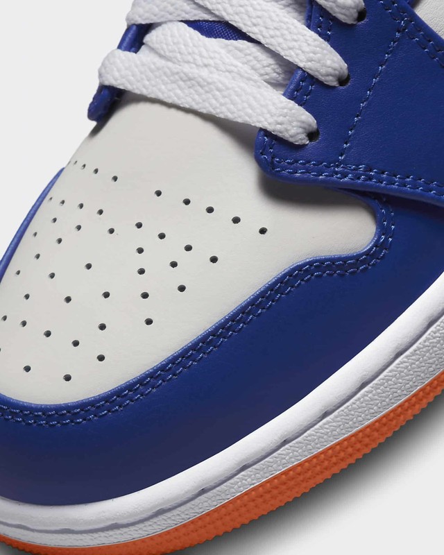 Aj1 knicks online